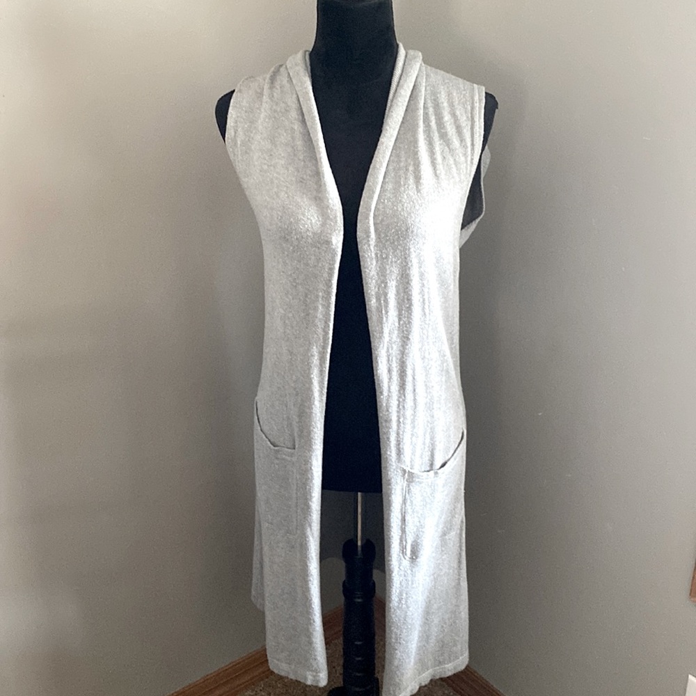 CAbi sweater with hood XS